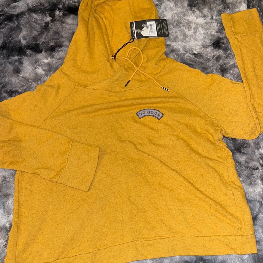 Good hyouman patricia tulip back hoodie large